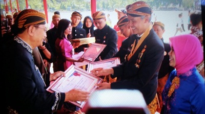 Penerimaan Satya Lencana dan 2 Piagam Penghargaan di Hari Jadi Jateng Ke-67